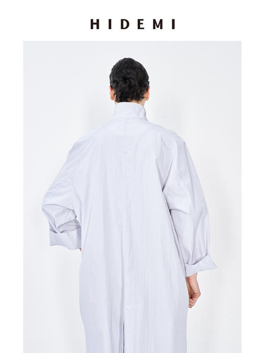 HIDEMI 极简微褶皱立领设计感宽松大廓形薄款多穿式长风衣 商品图4