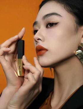 狩猎焰，新年第一妆！ YSL圣罗兰小金条狩猎焰南瓜橘口红