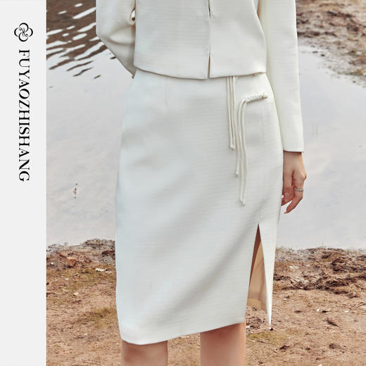 扶摇 新中式女装半身裙黑色流苏盘扣新国潮风高腰侧开叉裙子 商品图2