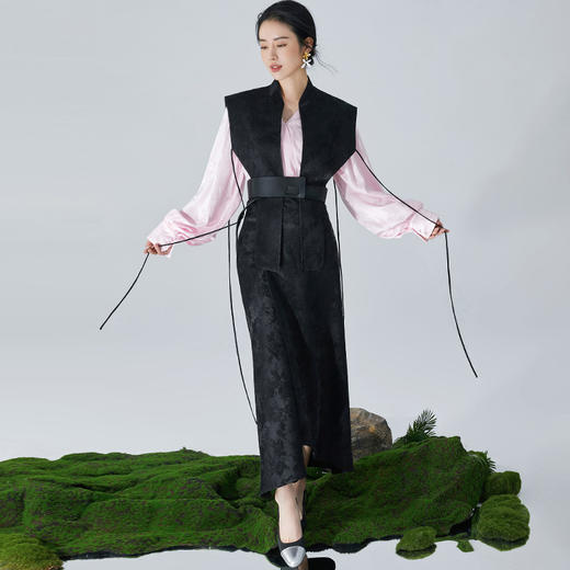 扶摇 淡雅气质新中式套装复古时髦女装 商品图1