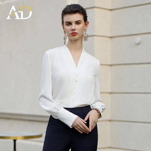 AD2024早春新款衬衫女新中式上衣时尚通勤白色衬衫内搭长袖工作服 商品图1