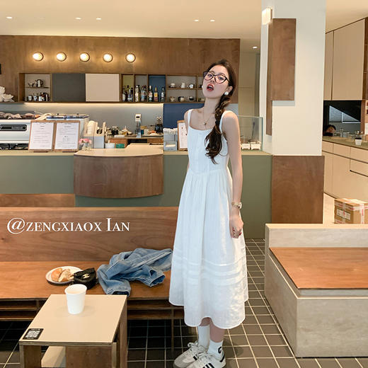 <曾小咸推荐> 【温柔讯号】肌理感连衣裙 商品图0