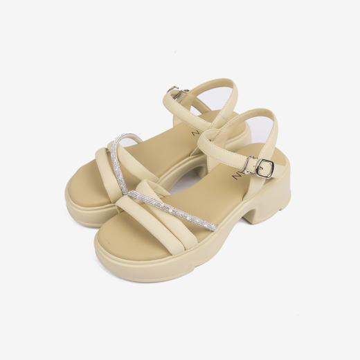 伊伴休闲凉鞋B24391506 商品图5