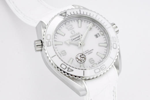 VS欧miga海马600系列女表215.33.40.20.04.001，#非黑即白#，39.5mm，自动机械机芯，橡胶表带，透底，女士腕表 商品图2