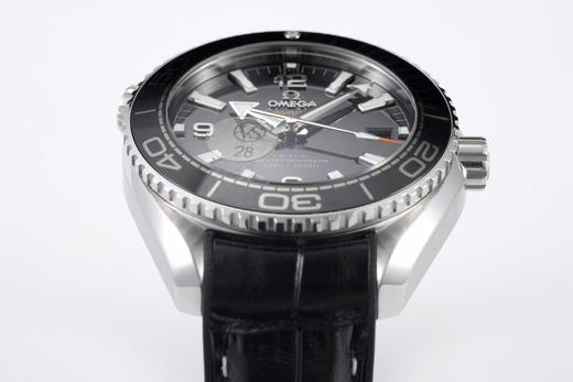 VS欧miga海马600系列女表，#非黑即白#，39.5mm，自动机械机芯，橡胶表带，透底，女士腕表 商品图5