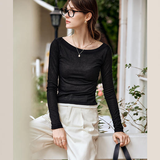 OLrain欧芮儿黑色长袖T恤女早春2024新款时尚一字领高弹针织上衣 商品图1