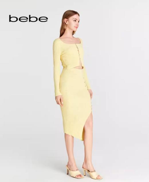 【2F】bebe2024春季新款女士钻饰镂空开叉修身针织连衣裙 商品图0