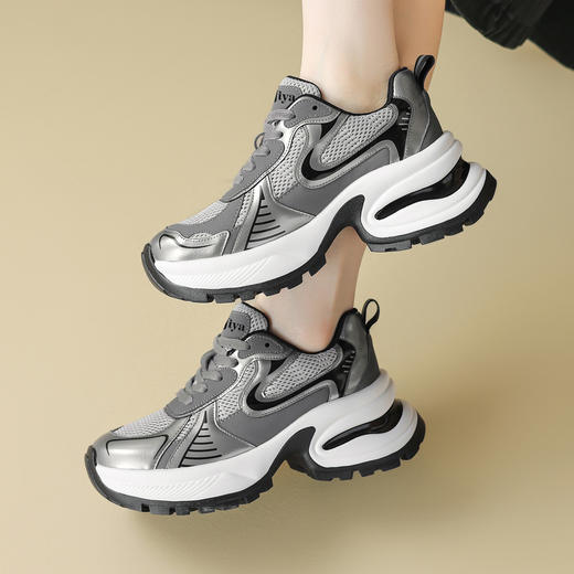 品质好货 | Safiya/索菲娅2024春千禧风休闲运动厚底老爹鞋 SF33112756 商品图4