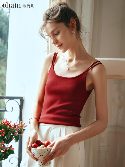 OLrain欧芮儿红色背心吊带女春季2024年新款修身双肩带针织上衣 商品图0
