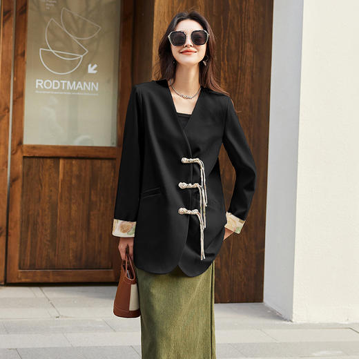 复古气质，新中式女盘扣V领西装外套显瘦设计感春秋新款小西服HR-XXQ9112 商品图2