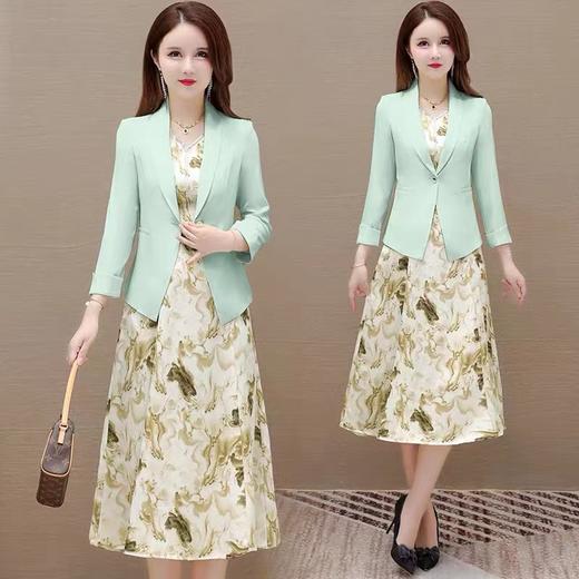 A7070       法式气质碎花连衣裙+西装外套两件套套裙 商品图2