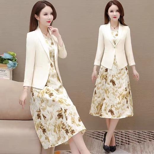 A7070       法式气质碎花连衣裙+西装外套两件套套裙 商品图0