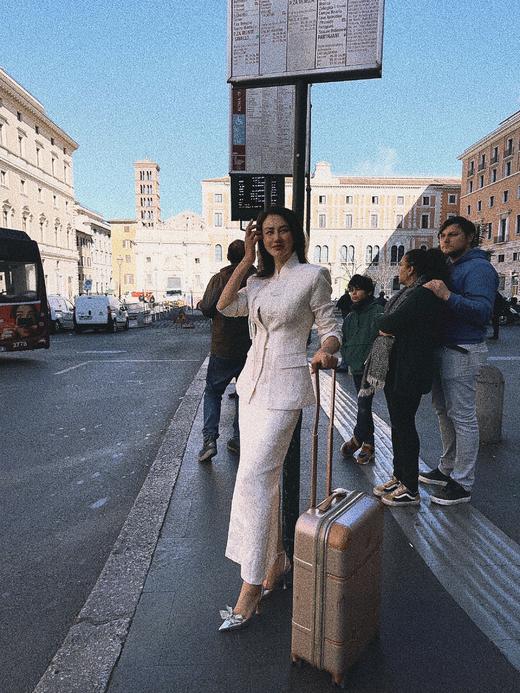 “雪上花开” 提花面料 长款半裙 M L XL 各一（不退不换） 商品图5