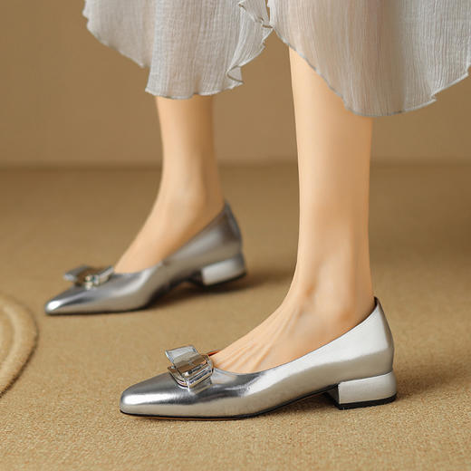 【预售5天】春夏新款，平跟里外全皮单鞋LD&6709 商品图0