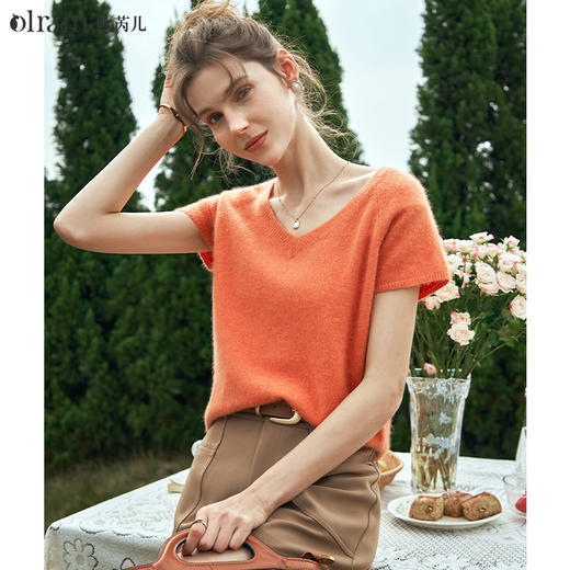 OLrain欧芮儿薄款针织衫女春季2024新款时尚V领别致花纱短袖上衣 商品图0