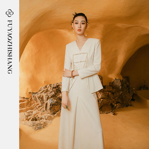 扶摇 流苏盘扣西装外套新中式时尚套装V领上衣半身裙两件套 商品图0