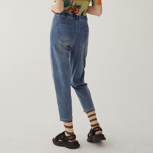 谜底牛仔裤女2024夏季新款简约时尚弹力水洗牛仔九分裤246MK7017 商品图2