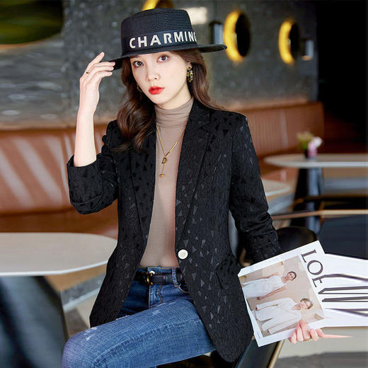 TZF-黑色印花西装外套女新款今年流行韩版修身气质小西服上衣 商品图3