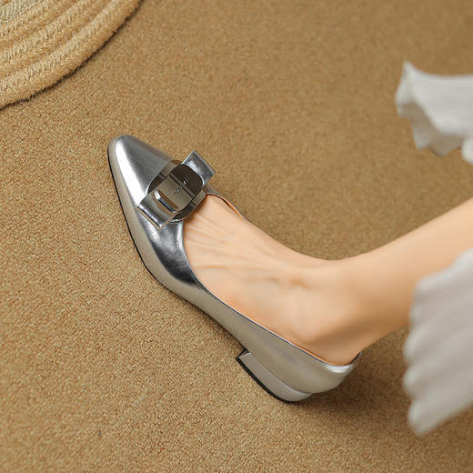 【预售5天】春夏新款，平跟里外全皮单鞋LD&6709 商品图3