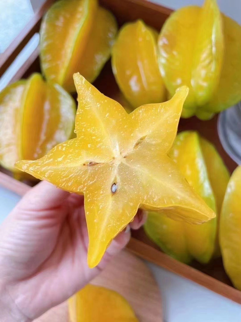 【仅限杭州主城区发货】长在树上的星星⭐️～杨桃！低糖低脂，热量比红薯还低！膳食纤维丰富，助消化！大鱼大肉过后来一颗，刮油补水，补充维C～控糖人士可以放心炫～