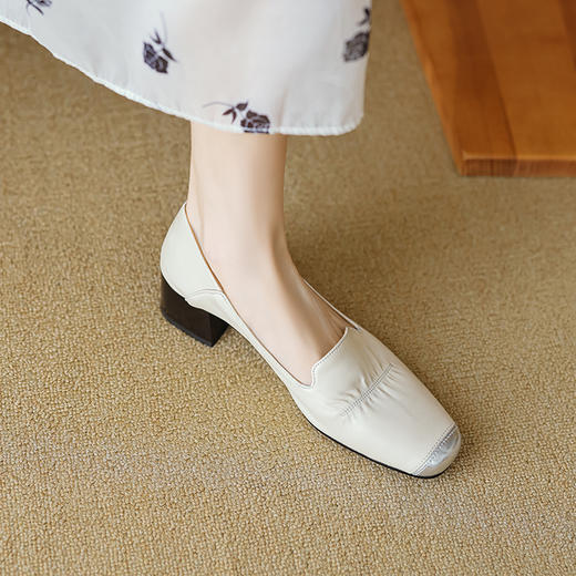 【预售5天】新款百搭，头层羊皮拼色粗跟单鞋YCJX&2822 商品图2