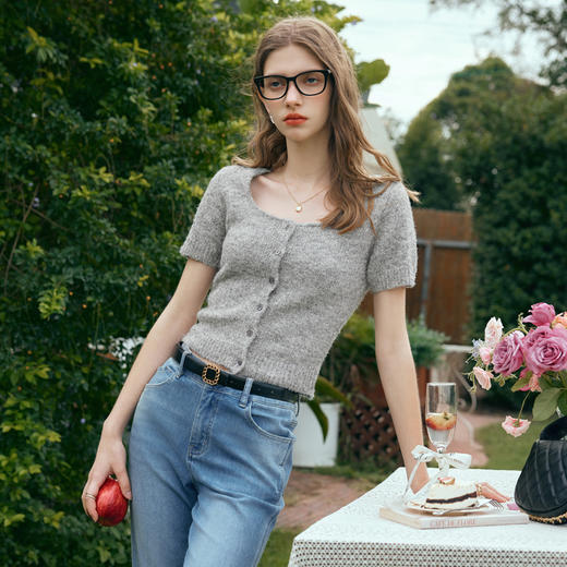 OLrain欧芮儿灰色针织衫女早春2024年新款方领气质高级感短袖上衣 商品图1