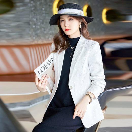 TZF-黑色印花西装外套女新款今年流行韩版修身气质小西服上衣 商品图7