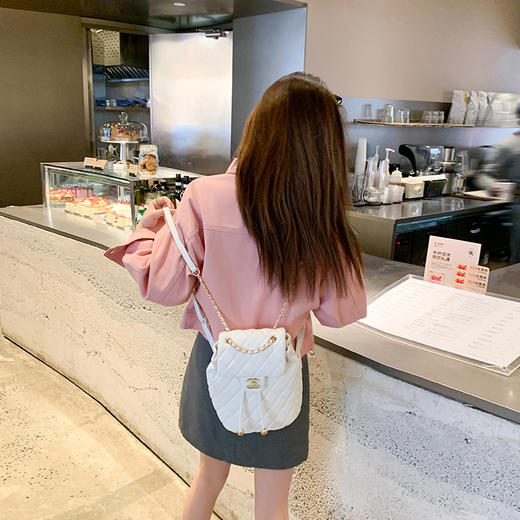 <曾小咸推荐>微信粉丝秒杀专场 仅此今天 活动结束下架 粉色牛仔外套/短裙 半裙日常99.99 立降30 元 今天秒杀价 69.99！！ 商品图4