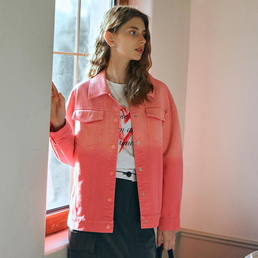 欧芮儿粉红色渐变牛仔外套女短款早春2024新款宽松夹克上衣高级感 商品图1