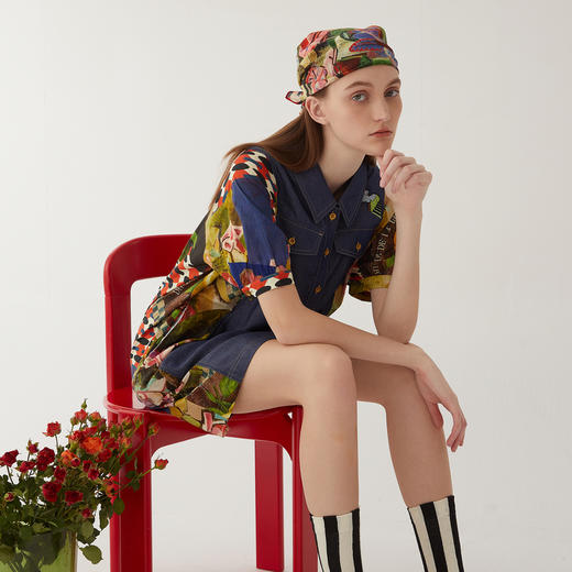 谜底牛仔拼接连衣裙短袖2024夏新款复古原创印花中长裙246ML7032 商品图3