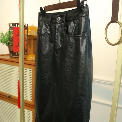 【à perles】环保皮前开叉半裙 手感chao软 皮质细腻【现货】 商品图2