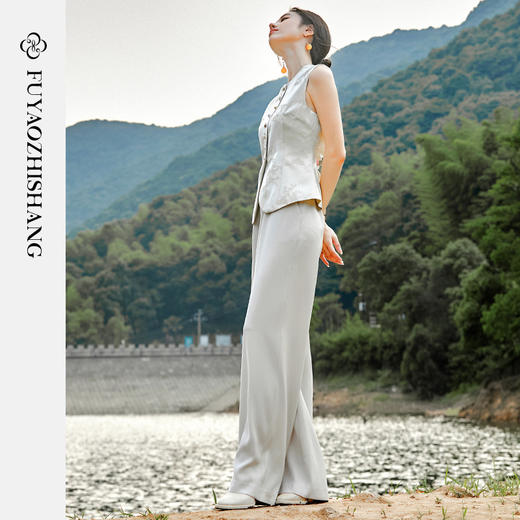 扶摇 中式国风复古唐装圆领盘扣马夹女秋冬改良坎肩上衣马甲 商品图3