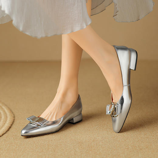 【预售5天】春夏新款，平跟里外全皮单鞋LD&6709 商品图1