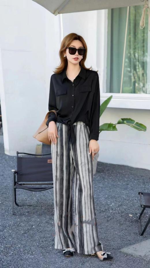 B7042      洋气气质防晒透气长袖上衣+印花阔腿裤两件套套装 商品图0