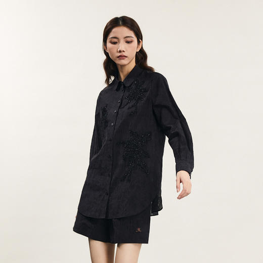 谜底衬衣套装女2024春新款绣花衬衫长袖直筒短裤两件套241MTZ0127 商品图1