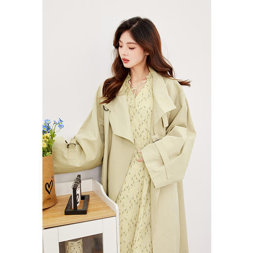 【严选】诗凡黎春长款大翻领风衣SF3160111 商品图3