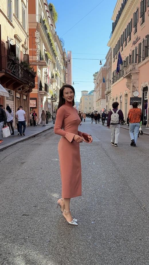 “浪漫主义”吊带连衣裙 QT1XC5344 商品图7