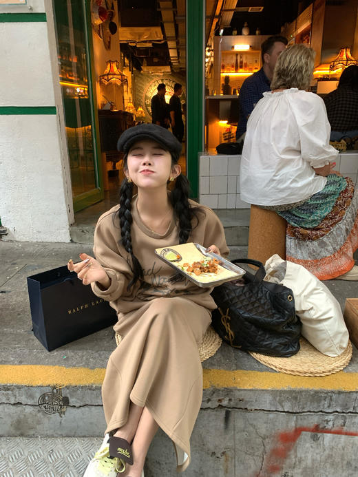 Read Nameless /独家品牌面料咖色logo套装裙 商品图0