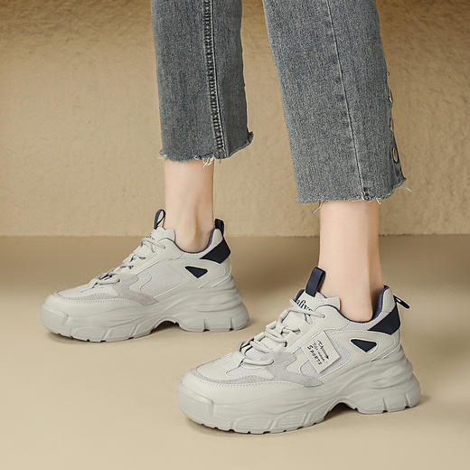 品质好货 | Safiya/索菲娅2024春季百搭网面增高休闲运动鞋 SF41112701 商品图11