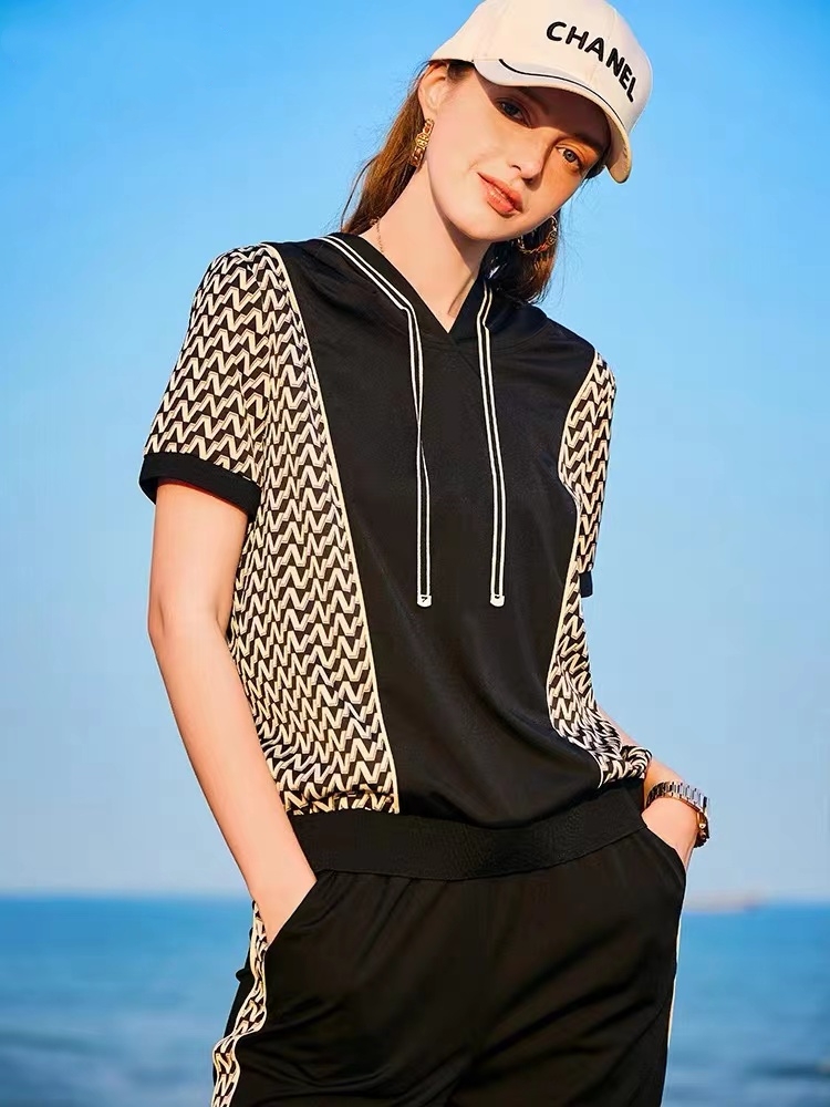 B7055        韩版气质印花休闲减龄短袖上衣+长裤两件套套装