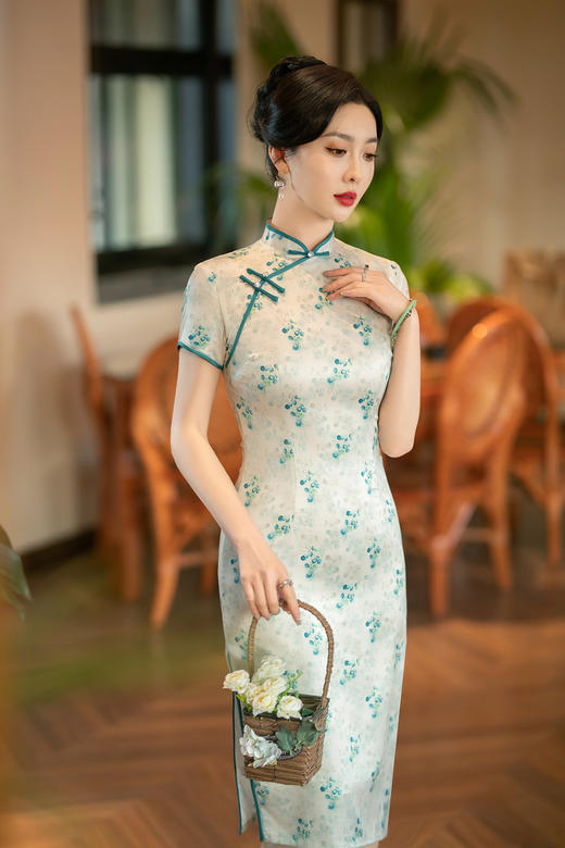 气质优雅，丝绸中长款旗袍春季改良旗袍日常中式传统女装旗袍ZA-82282 商品图1