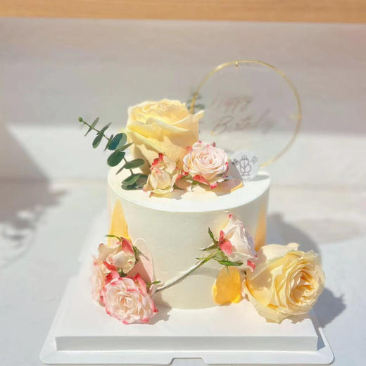 花之祝福——鲜花生日蛋糕 商品图0