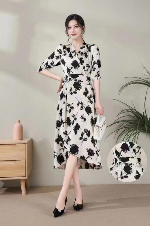 A7003       茶歇复古气质印花修身显瘦中长款连衣裙（特价不退换） 商品图1