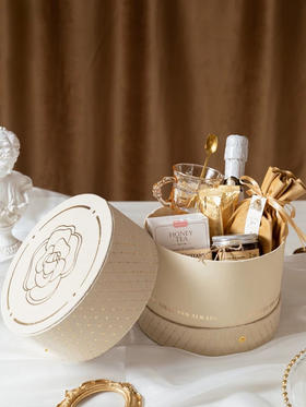 节日礼品包装服务（不包含盒内商品）