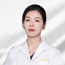 周洪鹏—军大整形美容皮肤科医师