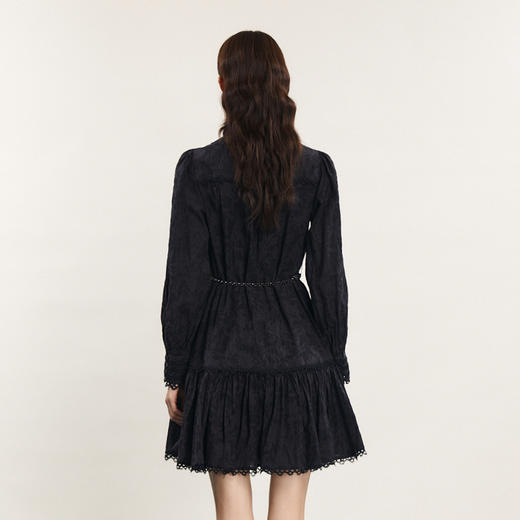 谜底连衣裙长袖2024春季新款复古文艺花边领提花中长裙241ML0144 商品图1