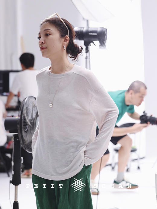 PETIT SCHAN小闪 CLO#340 10000 possibilities 一万种可能  必备单品100%美丽诺羊毛可水洗羊毛长袖T恤/打底衫 商品图10