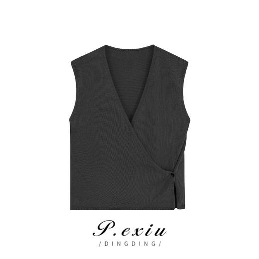 03-4潘依绣丁丁宠粉潘依绣时尚休闲百搭针织气质纯色不规则无袖马甲 A6257 商品图1