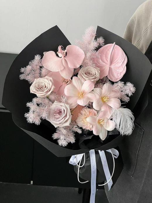 郁金香混搭花束 商品图1