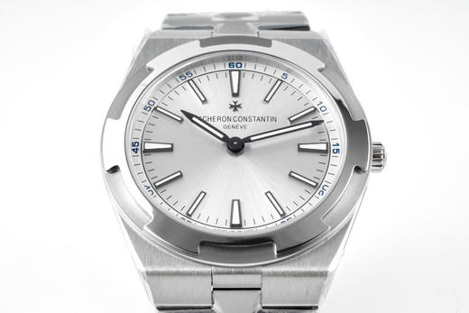 ZF 2023新年新款 江诗丹顿OVERSEAS 2000V/120G-B122超薄系列手表 腕表采用直径40毫米的表壳，搭载自动上链机械机芯——9015机芯改 1120 QP/1超薄机芯 商品图11